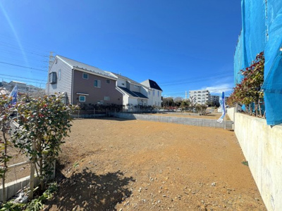 【外観】 | 開発分譲地内の２区画販売【売主直営会社販売物件】／藤沢市大庭 | 区画②
建物参考プラン作成についても、お気軽にご相談ください。
現地（2025年2月）撮影