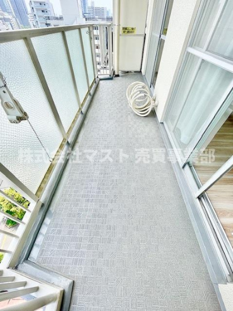 ローレルハイツ北天満1号棟のバルコニー|◆十分な広さも確保しています。陽当り・通風良好です♪
