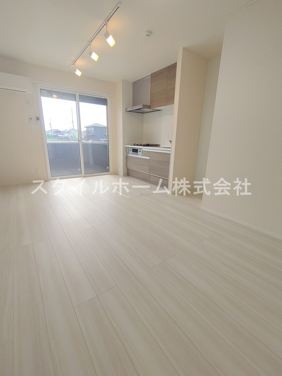 オッツ草間の寝室|別部屋写真です。