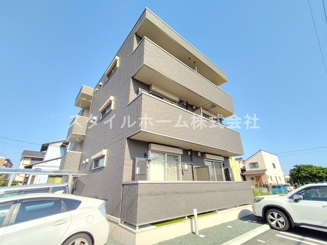 オッツ草間の外観