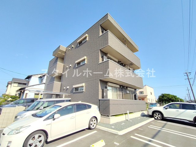 オッツ草間の外観