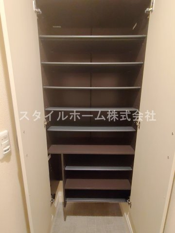 オッツ草間の収納|別部屋写真です。