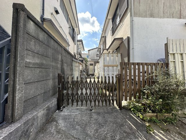 【エントランス】 | 新比企ヶ谷ハイツ