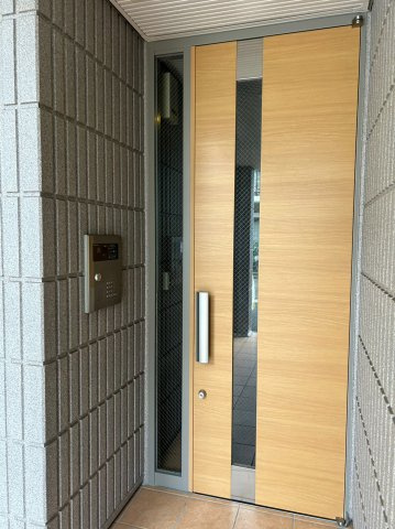 バウム駒込のエントランス