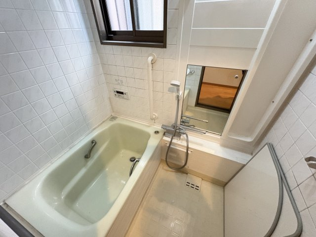 神戸市西区枝吉３丁目戸建の浴室