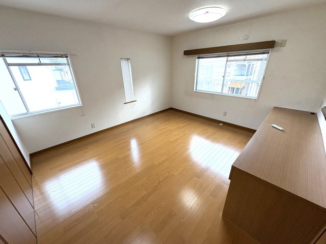 神戸市西区枝吉３丁目戸建の洋室