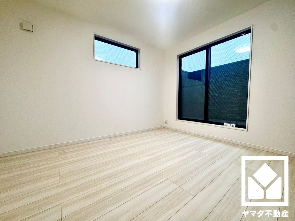 伏見区深草大亀谷西寺町　B号地の寝室