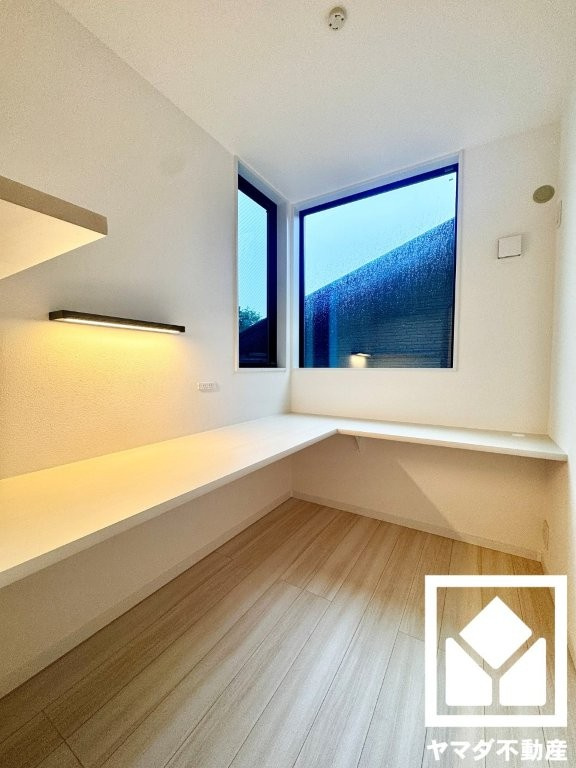 伏見区深草大亀谷西寺町　B号地の内装