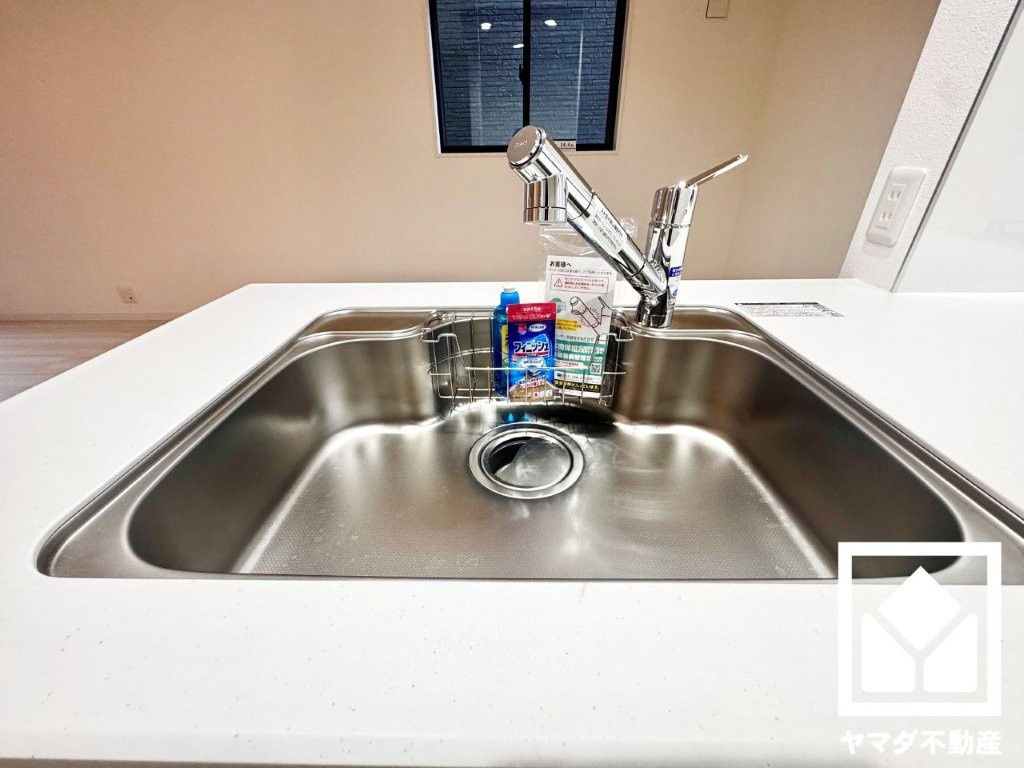 伏見区深草大亀谷西寺町　B号地のキッチン