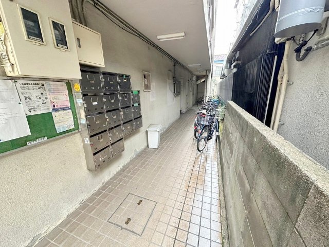 東明マンションのエントランス