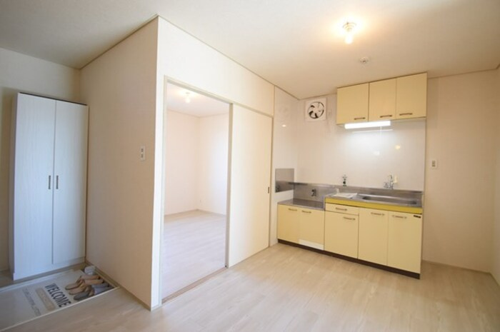 神取ハイツのキッチン|ダイニングキッチン