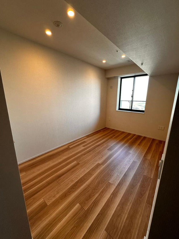 ザ・ヨコハマフロントタワー【仲介手数料無料】