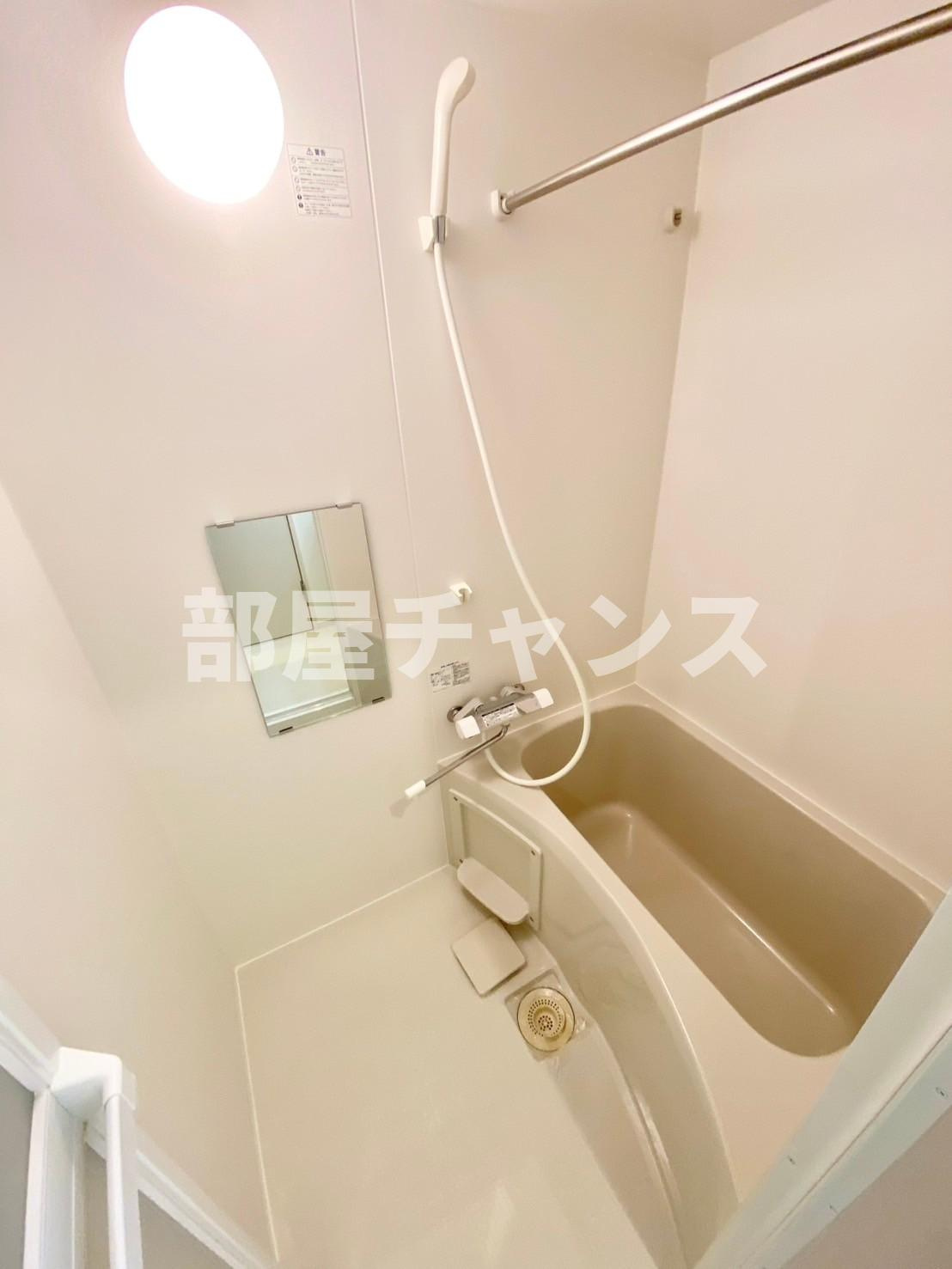 ラ シャルール千成の浴室