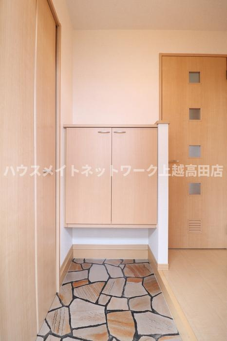 タウンコートくろい駅東 Ⅲの玄関|玄関