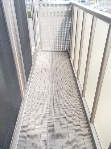 エバーグリーンオーク Bのバルコニー