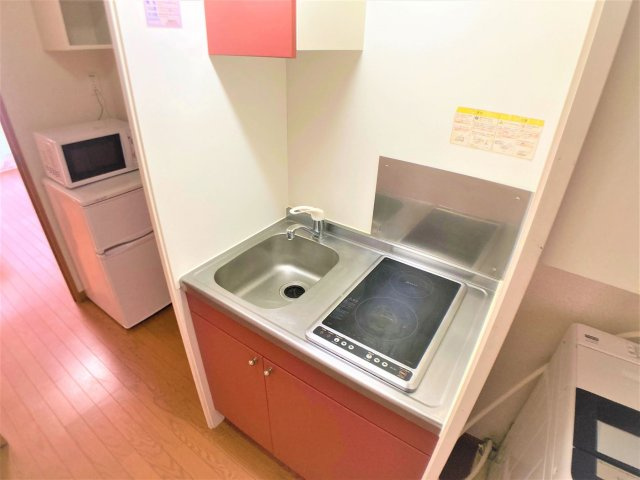 【キッチン】 | 設備仕様は号室により異なる為、現況を優先とします。