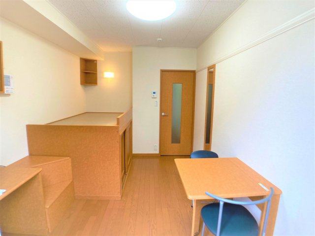 【居間・リビング】 | 設備仕様は号室により異なる為、現況を優先とします。