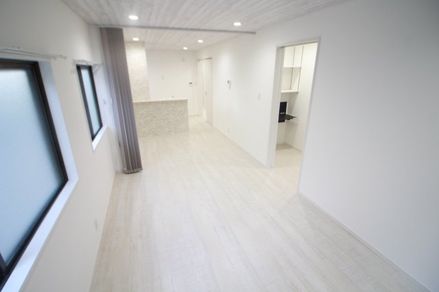 ホワイトハウス荏子田