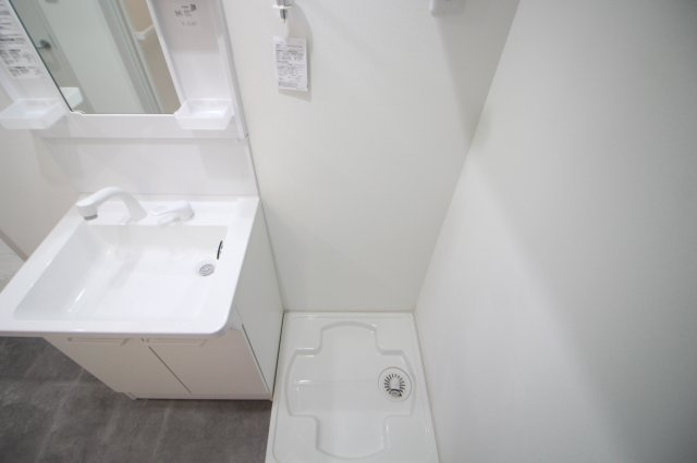 ホワイトハウス荏子田のその他|105号室のお部屋の写真となります。
※リノベーション後は同じような作りになりますが、一部異なる可能性もございます。