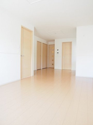 【内装】 | わくあ | 明るい色調の室内です