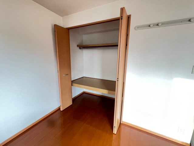 メルベーユ・ドミールD棟の収納|広い収納スペースです