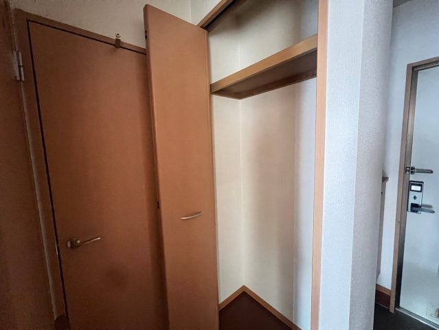 メルベーユ・ドミールD棟の収納|玄関収納スペースあります