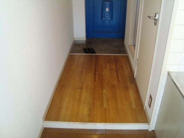 アメニティ鈴木の玄関