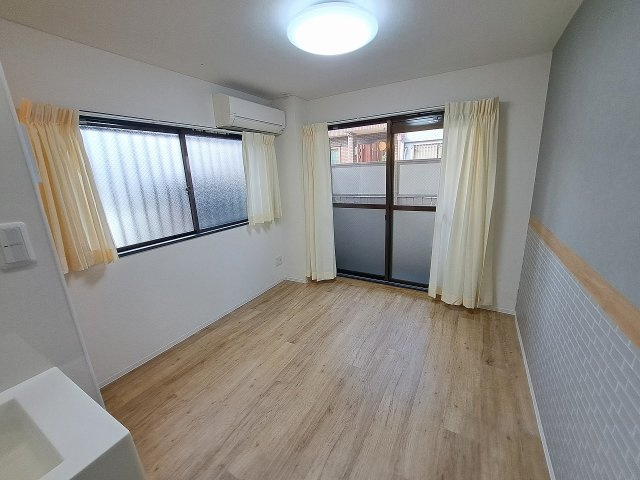 NK武庫川の居間・リビング