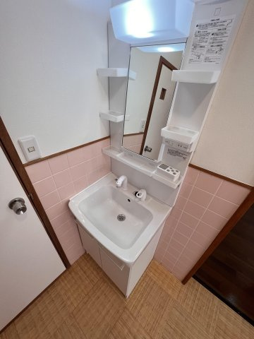 野田町８丁目貸家の洗面所