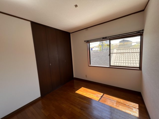 野田町８丁目貸家の洋室