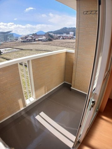 リヴェル　ブレ　Ｃのバルコニー