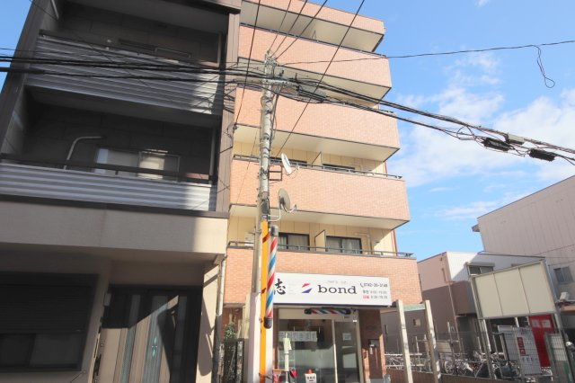 アイリスハイツ5号館の外観