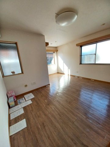 SOPHIAの内装|明るい色調の室内です