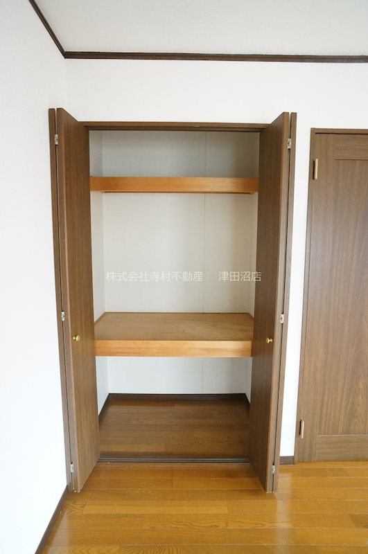 ファーストKの収納|棚があり荷物が整理しやすい収納です♪
