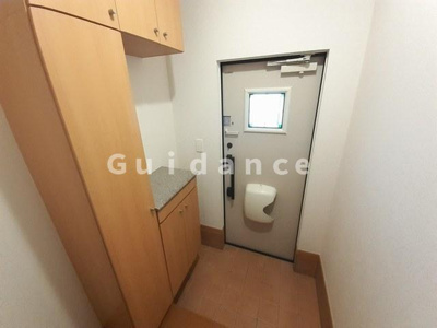 【玄関】 | ロイヤルパレス