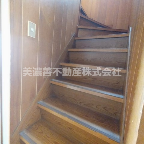 ６１０５４　揖斐郡大野町大字大野中古戸建ての内装