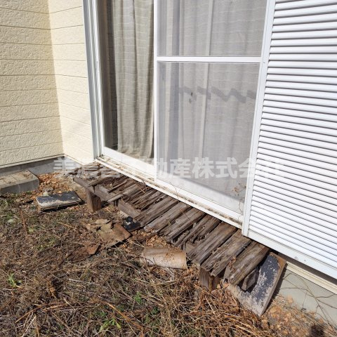 ６１０５４　揖斐郡大野町大字大野中古戸建ての庭