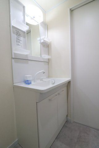 パームヴィラ鴨居の洗面所|前回募集時の写真です。