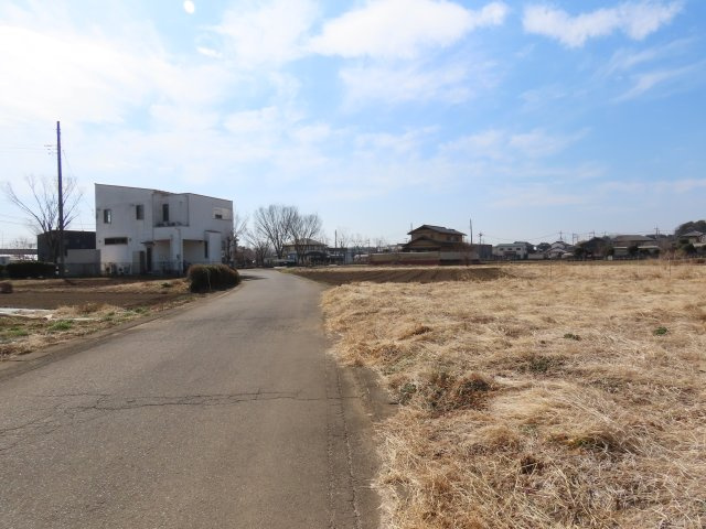 鶴ヶ島市三ツ木売地の前面道路含む現地写真