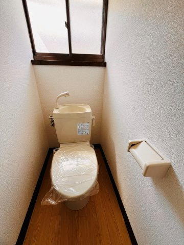 藤田アパートのトイレ