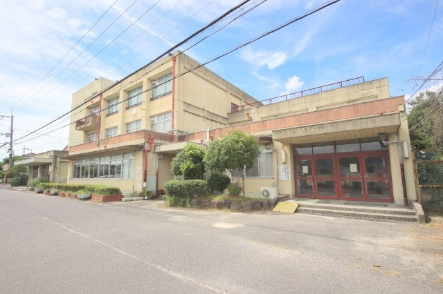 ビギーウエストの周辺|小学校「奈良市立大安寺小学校まで426m」