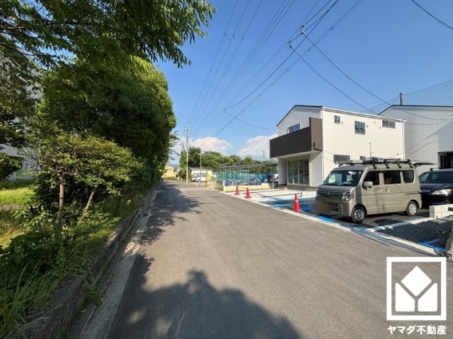 京田辺市河原神谷　１期　４号地の前面道路含む現地写真
