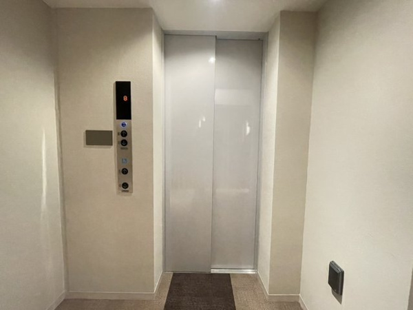 【その他共用部分】 | 【エレベーターホール】エレベーター付近も綺麗に管理されています！