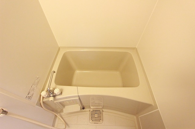 アミカ湘南Aの浴室