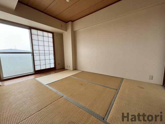 リブレ待兼山の和室