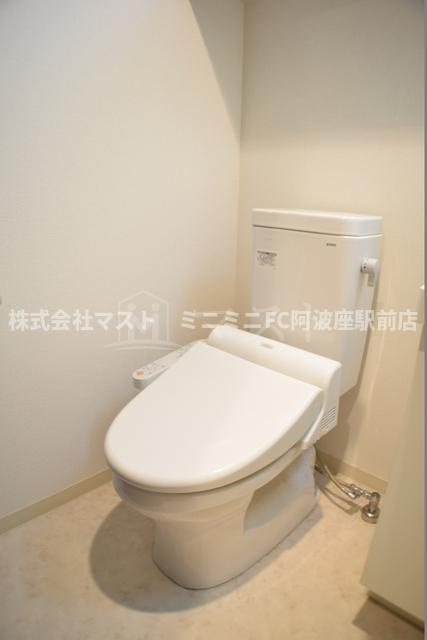 エステムコート難波WESTSIDEⅡベイフレックスのトイレ