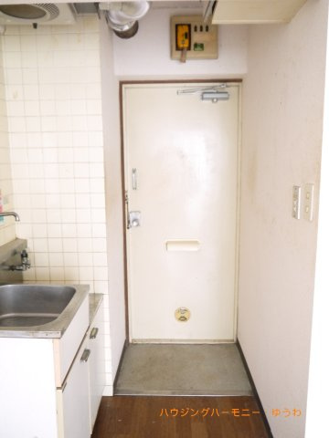 【玄関】 | メゾン・ド・スサーナ | 賃貸中ですが、貸し出す前のお部屋状況です。