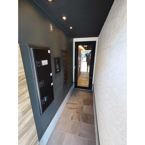 LeGioie中村区役所駅のエントランス