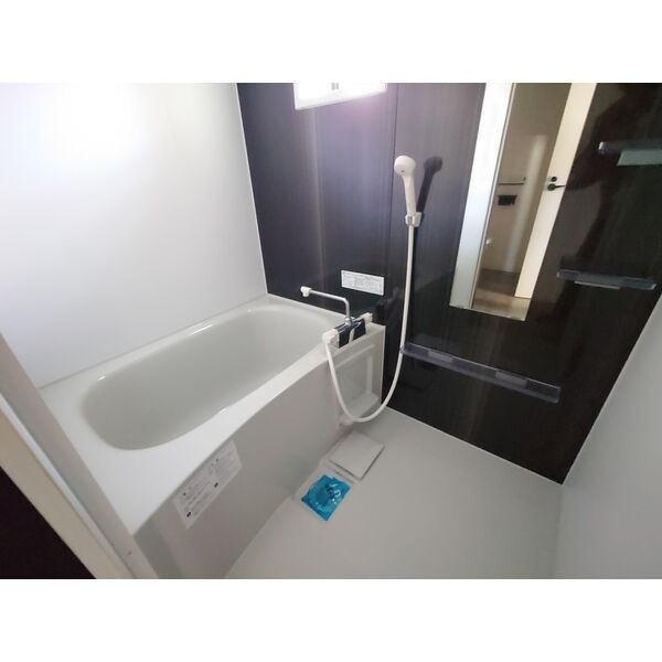 LeGioie中村区役所駅の浴室