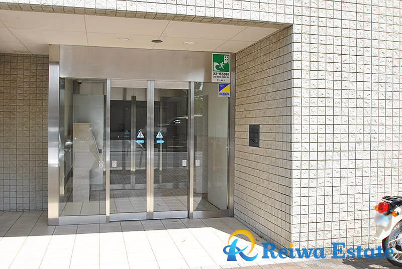 パーク・ハイム茅ヶ崎東海岸南のエントランス